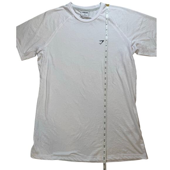 NWOT Gymshark White Raglan Sleeve Baseball T-Shirt Size M Logo Tee Athletic Fit - Picture 7 of 8